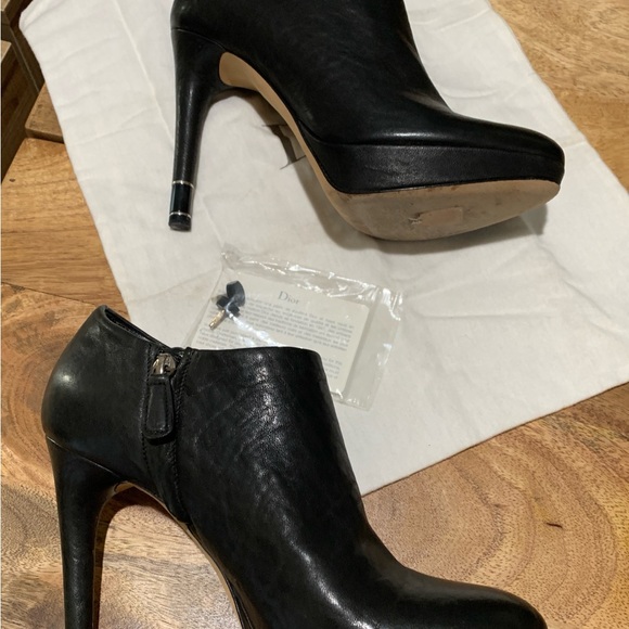 DIOR - Picture 7 of 8